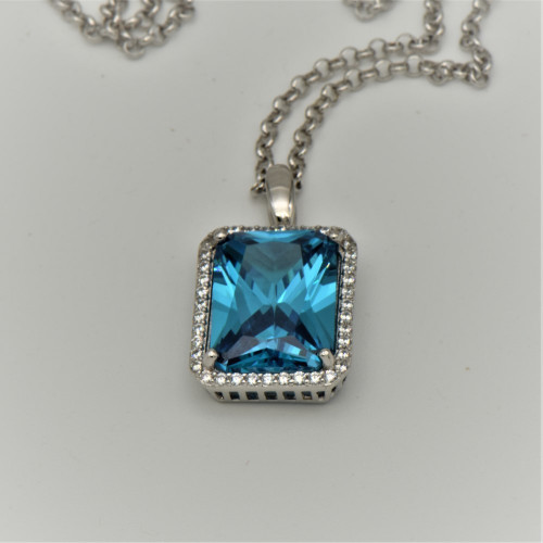  silver pendant with blue topaz rectangle